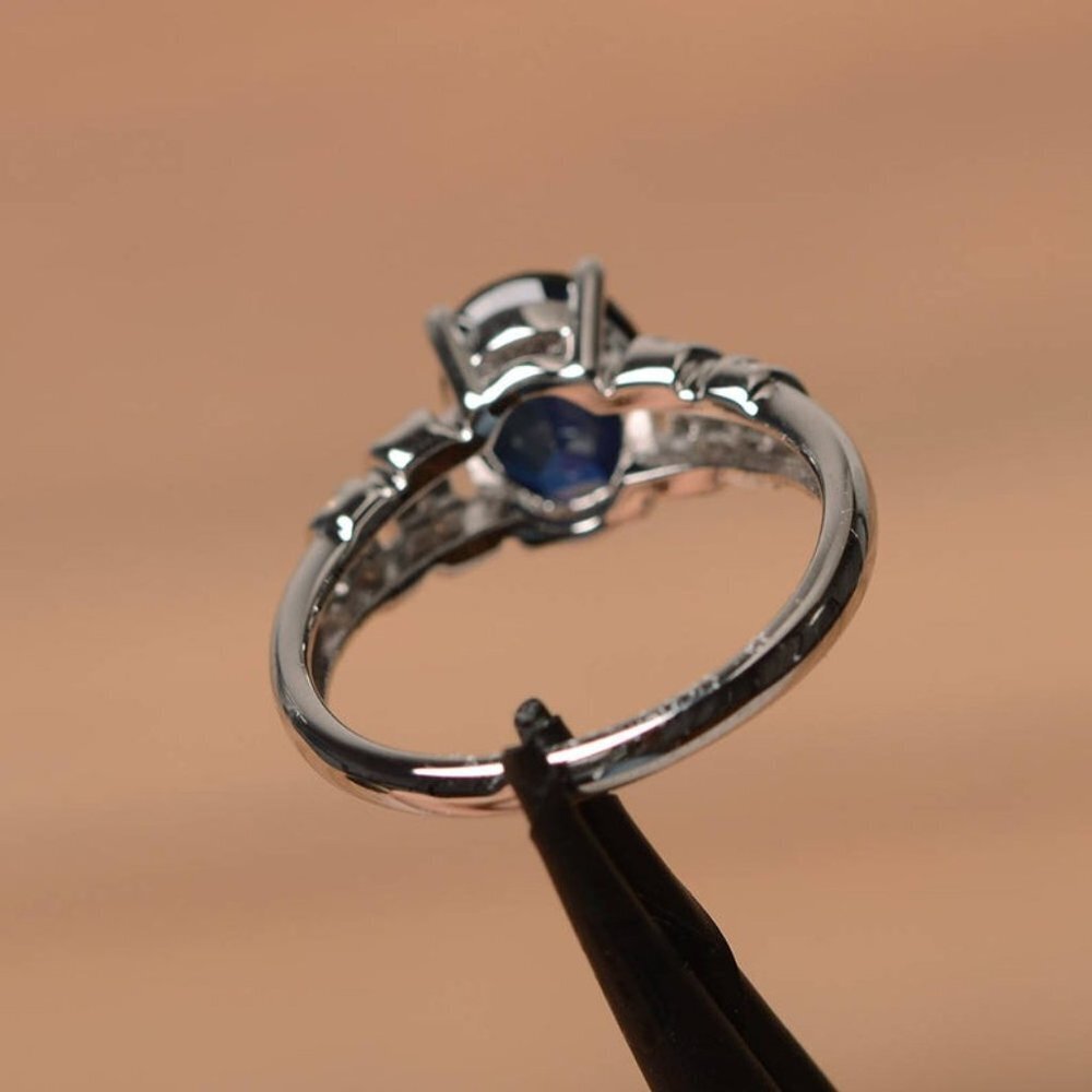 🔥 Refine Oval Pure Zircon Romantic Silver Elegant Rings for Women, PD353 - Picture 4 of 4